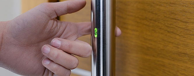 Zutritts­kontrolle bei Elektro Bär GmbH in Neuendettelsau